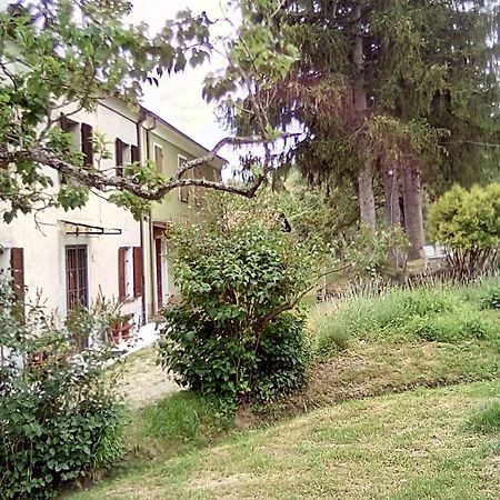 Casa Del Gigi Bnb Albareto  Exteriör bild